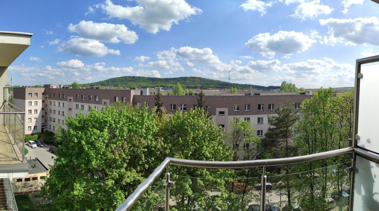 Blue Sky - Apartament Z Pieknym Widokiem Na Gore Telegraf キェルツェ エクステリア 写真