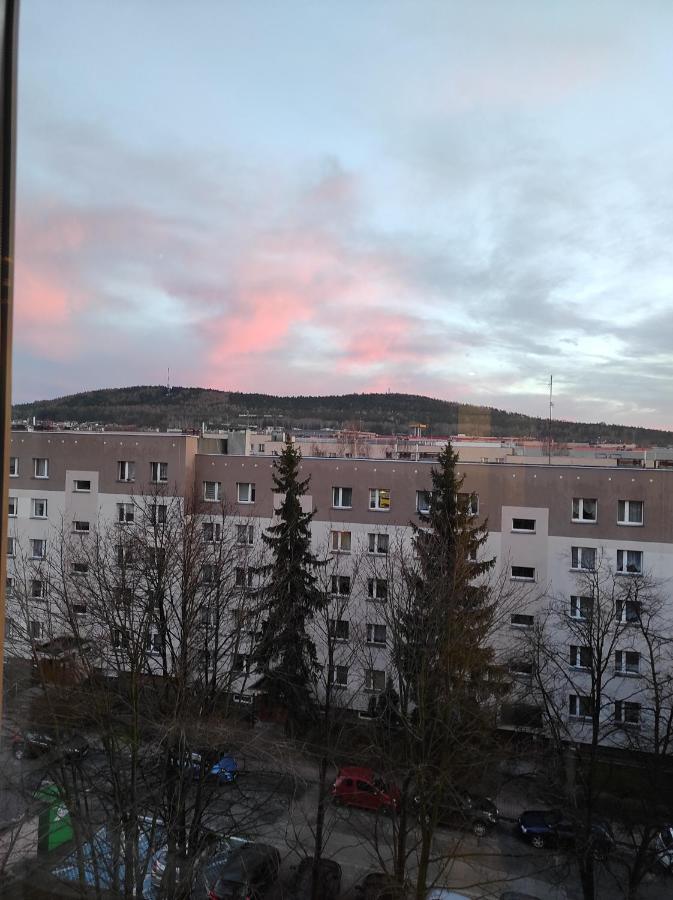 Blue Sky - Apartament Z Pieknym Widokiem Na Gore Telegraf キェルツェ エクステリア 写真